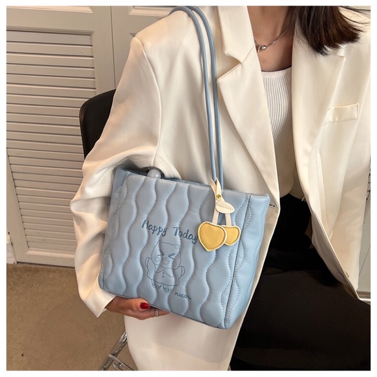 Túi xách da PU CÓ SẴN TRẮNG ulzzang da xị bền túi cực xinh xẻoo lunn Order 2 tuần Trang Xuka