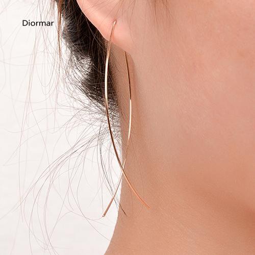 Khuyên tai nữ trang dáng dài tạo hình độc đáo