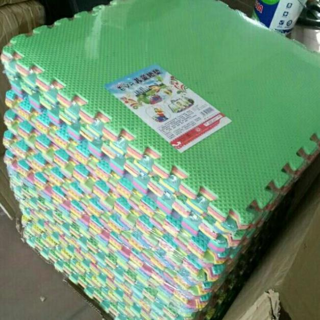 Thảm xốp bộ 6 miếng ghép trải sàn nhiều màu kt 60x60 nguyenluan
