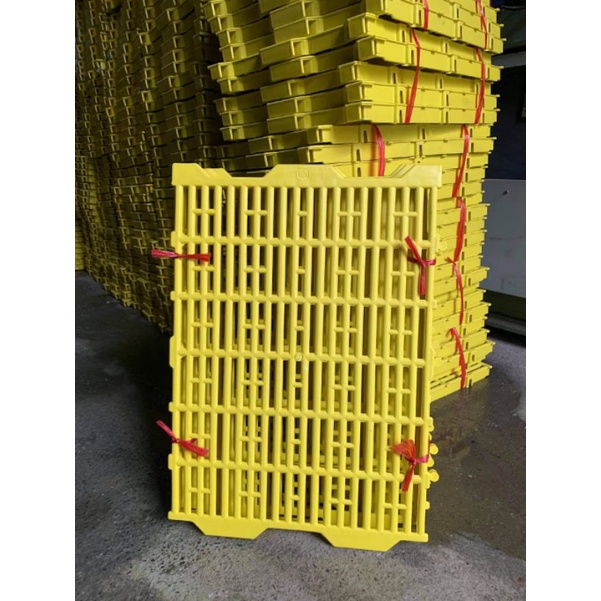 tấm lót sàn nhựa chuồng chó, lợn, dê