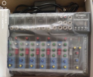 BÀN MIXER YAMAHA F7 USB BLUETOOTH