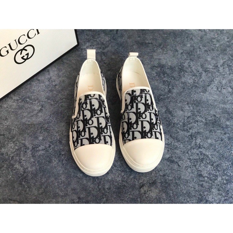 GIÀY LƯỜI THỜI TRANG CAO CẤP- GIÀY SLIPON FULLBOX.