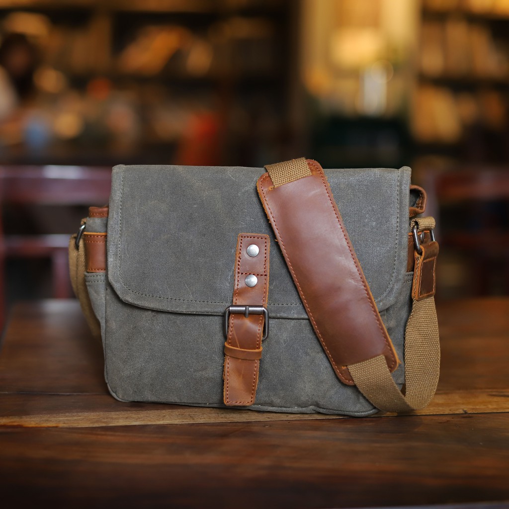 TÚI ĐEO CHÉO MINI SÁP XỊN SÒ 🎁CÓ CHỐNG SỐC ĐỰNG MÁY ẢNH LÀM QUÀ TẶNG CHO BẠN BÈ SIÊU NGẦU, VẢI SÁP WAX, CHỐNG NƯỚC | BigBuy360 - bigbuy360.vn