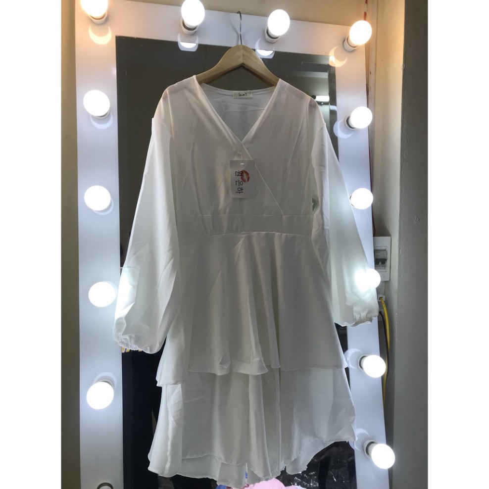 Váy voan trắng dáng dài cổ V thắt eo xòe dài xếp ly điệu đà style Hong Kong