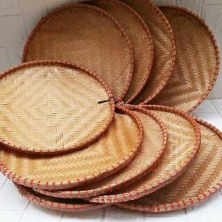 Mẹt tre cạp đỏ