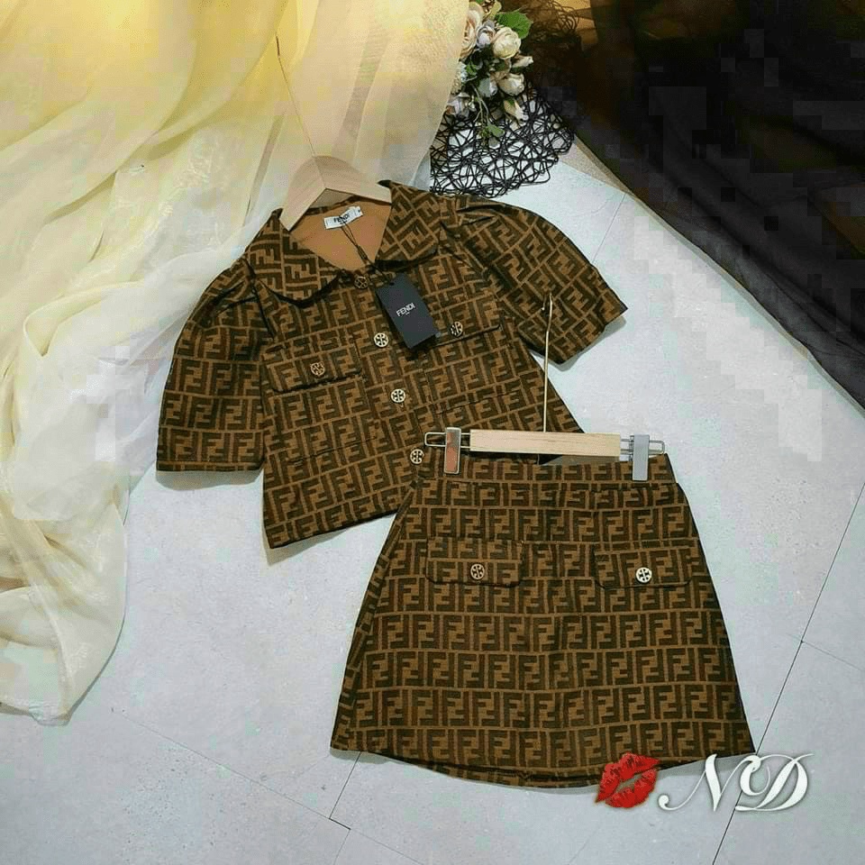 Sét Bộ 3 Món Áo Dây Kèm Váy Và Áo Khoác Cổ Vest Màu Sắc Nhã Nhặn Thật Sự Phù Hợp Để Tới Công Sở, Đi Làm Hoặc Đi Chơi NEW