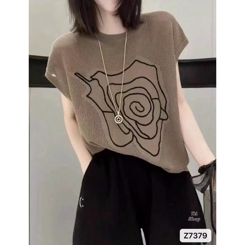 Áo len lưới hoa hồng tay dơi