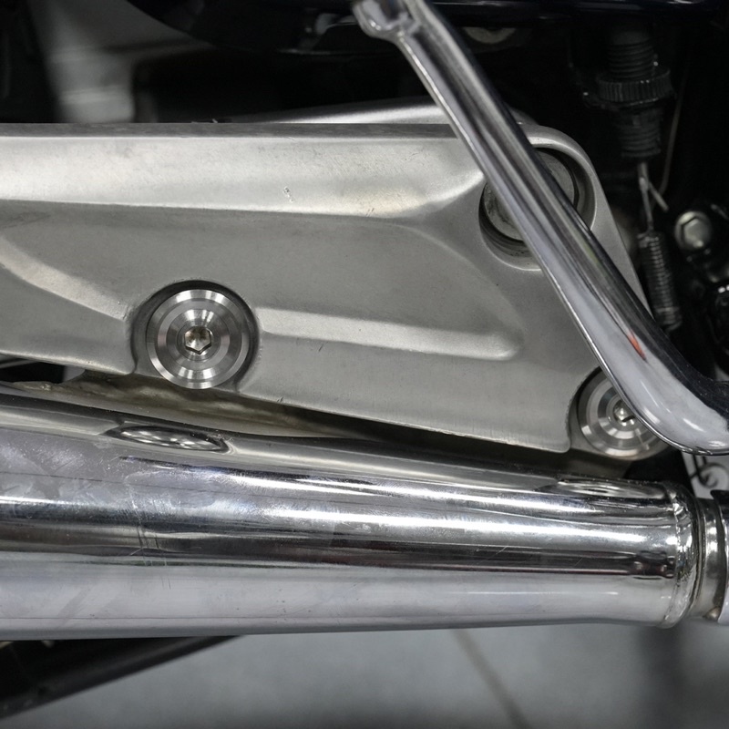 Khâu gác chân Inox Wave nhỏ V2