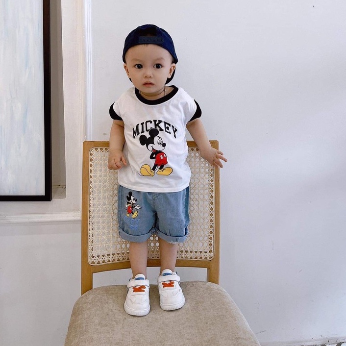 Set Áo Thun Bé Trai Thun Cotton Trẻ Em Ba Lỗ Mickey Và Quần Jean Size Từ 1 - 4 Tuổi MINTSCLOSET Mint's Closet - S1181