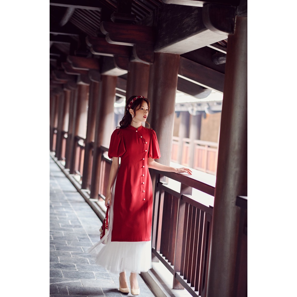 Áo dài cổ tàu nẹp phối đính ngọc tay bồng (không kèm quần) TIINSTORE ACT083