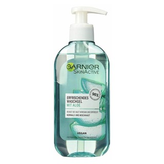 Sữa rửa mặt trắng da GARNIER Waschgel Mit Aloe Chiết xuất lô hội 200ml 200- Đức