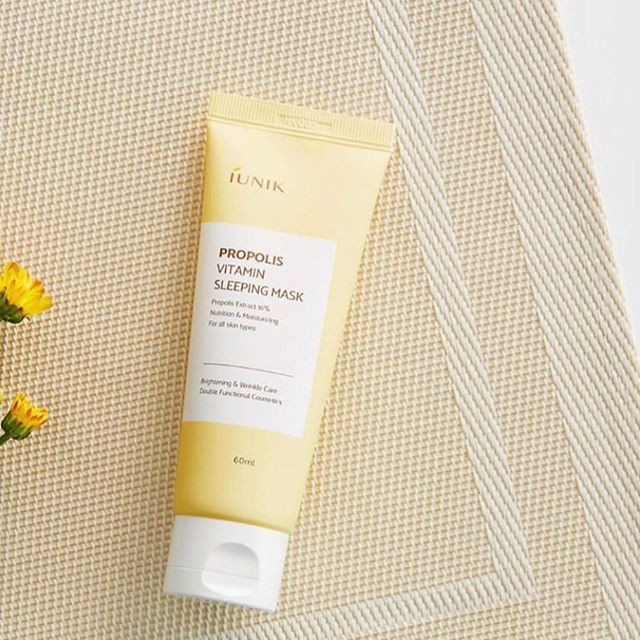 Mặt nạ ngủ keo ong cấp ẩm và làm dịu da IUNIK Propolis Vitamin Sleeping Mask 60ml