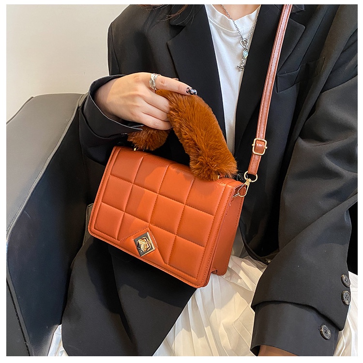 Túi Xách Nữ Đeo Chéo Đi Chơi Đẹp Quai Lông Cao Cấp