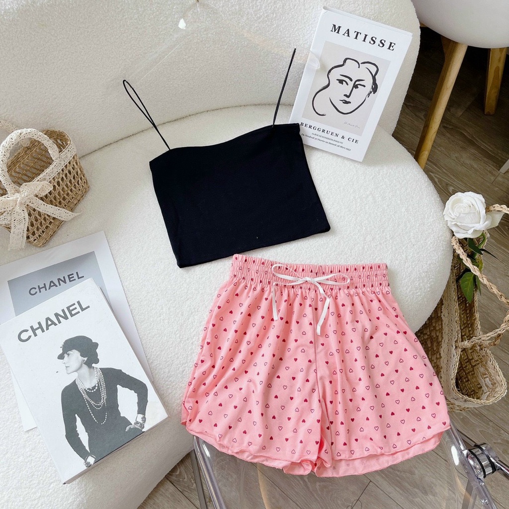 set xinh áo 2 dây bún kèm quần đùi họa tiết chát với shop nhé na