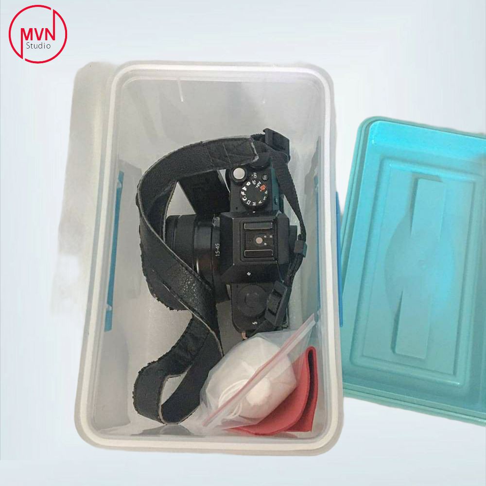Combo hộp chống ẩm mini 2.5 lít dòng 2 khóa bảo quản máy ảnh film và mirroless (vừa 1 body + lens kèm theo) - MVN Studio