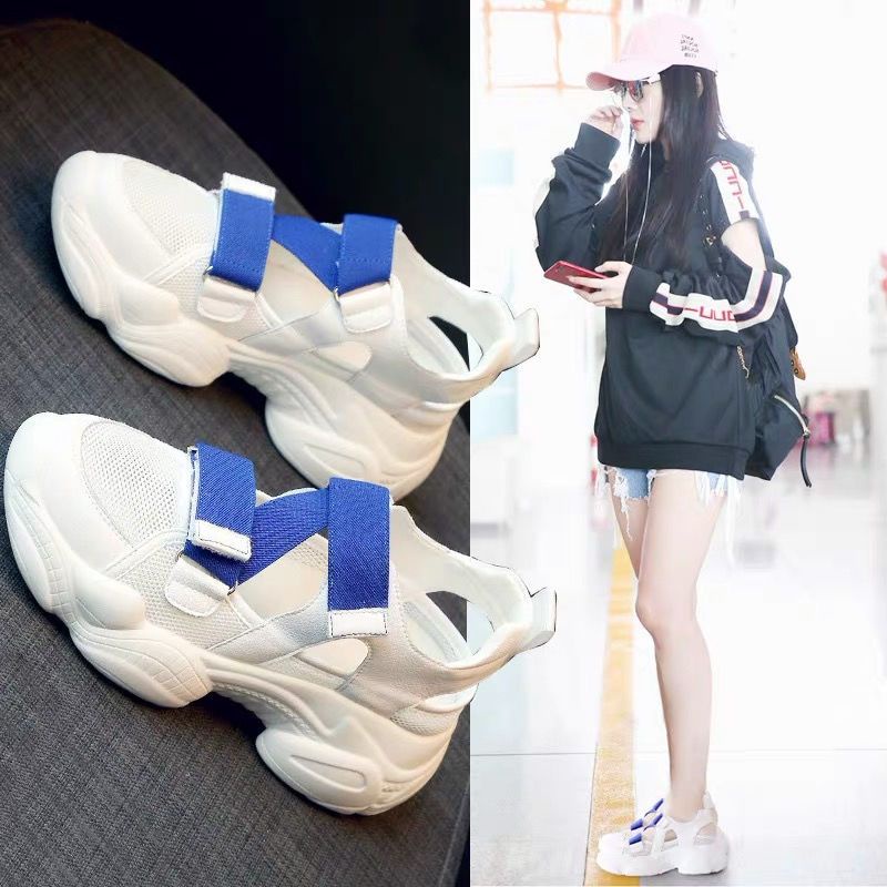 Giày Sandal Thể Thao Đế Xuồng Dày Khoét Lỗ Thoáng Khí Phong Cách Mới Dễ Phối Đồ Cho Nữ