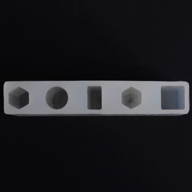 Khuôn silicone 5 trụ làm trang sức.