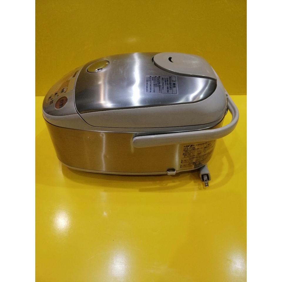 Nồi cơm nội địa Nhật cao tần (IH) Zojirushi NP-HU10 (1.0L) (1591224) áp suất
