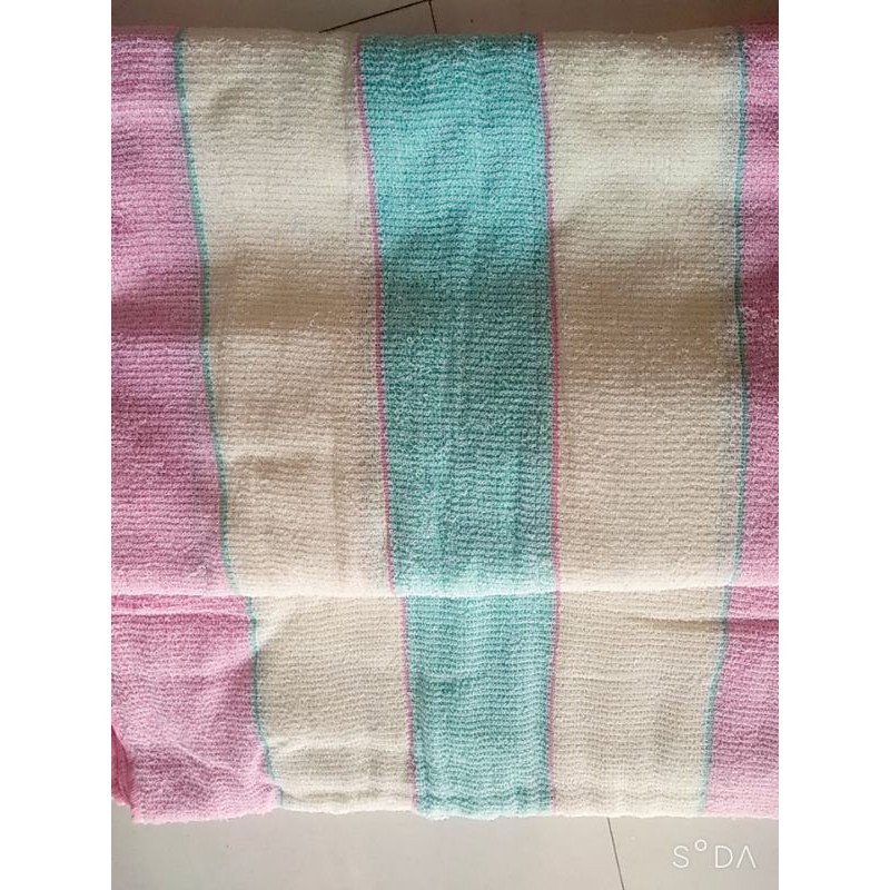 Khăn bông quấn bé sơ sinh