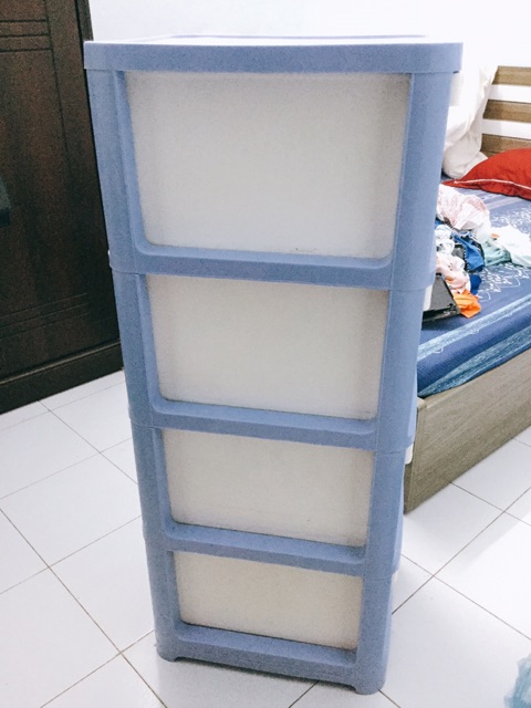 Thanh lý tủ nhựa Việt Nhật 4 ngăn