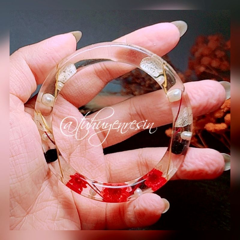Vòng tay resin hoa khô nhà Tư Tư làm theo mẫu có sẵn☘_ mẫu #4.2