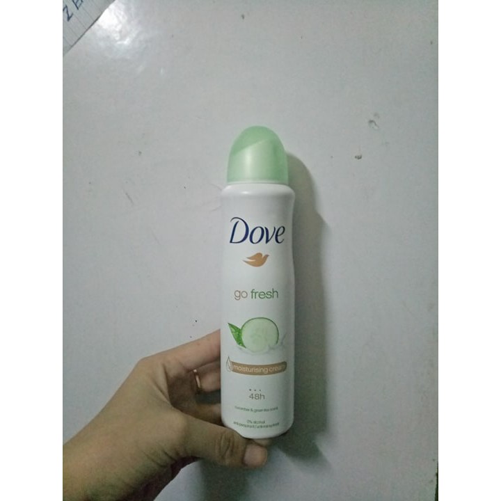 XỊT KHỬ MÙI DOVE HƯƠNG DƯA LEO MỸ 150ML