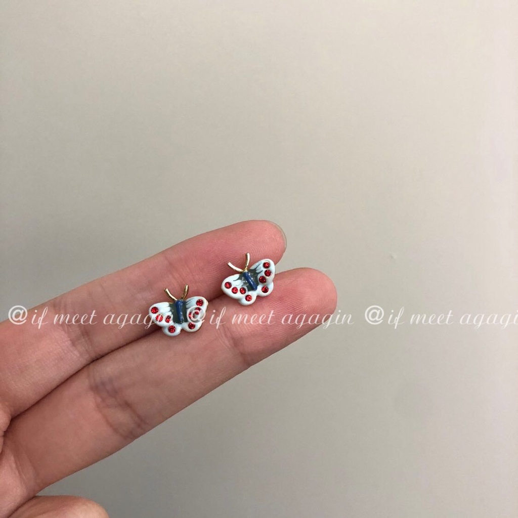 Khuyên Tai Hình Bướm Nhỏ Màu Đỏ Mini Phong Cách Nhật Bản Hàn Quốc