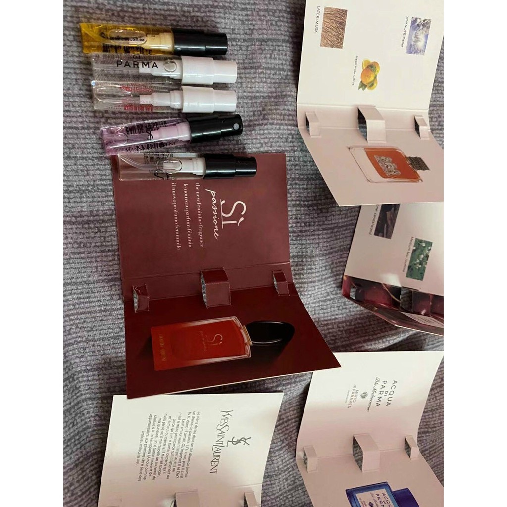- Sét nước 10 loại nước hoa mini đủ mùi sang chảnh