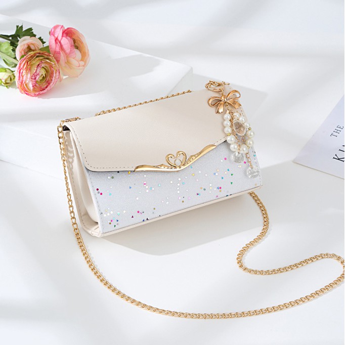 Túi Đeo Chéo T04 Khóa Ngỗng Màu Kem