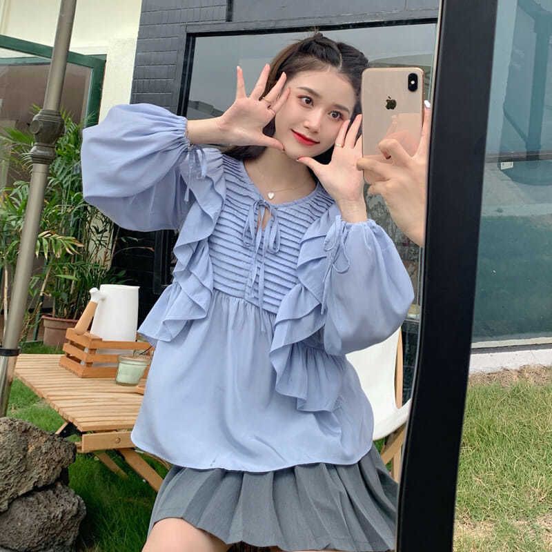(ORDER) Áo blouse tay chuông màu xanh nhạt xinh sắn cổ yếm bèo kiểu Hàn Quốc có size ulzzang style