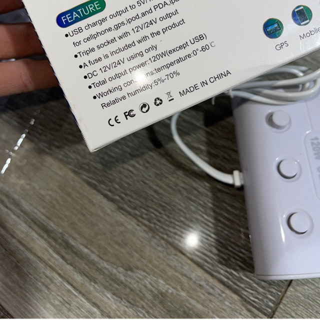 Sản phẩm gia đình làm: Combo 10 Tẩu chia sạc nhiều màu chạy 12/24v chạy cả 2