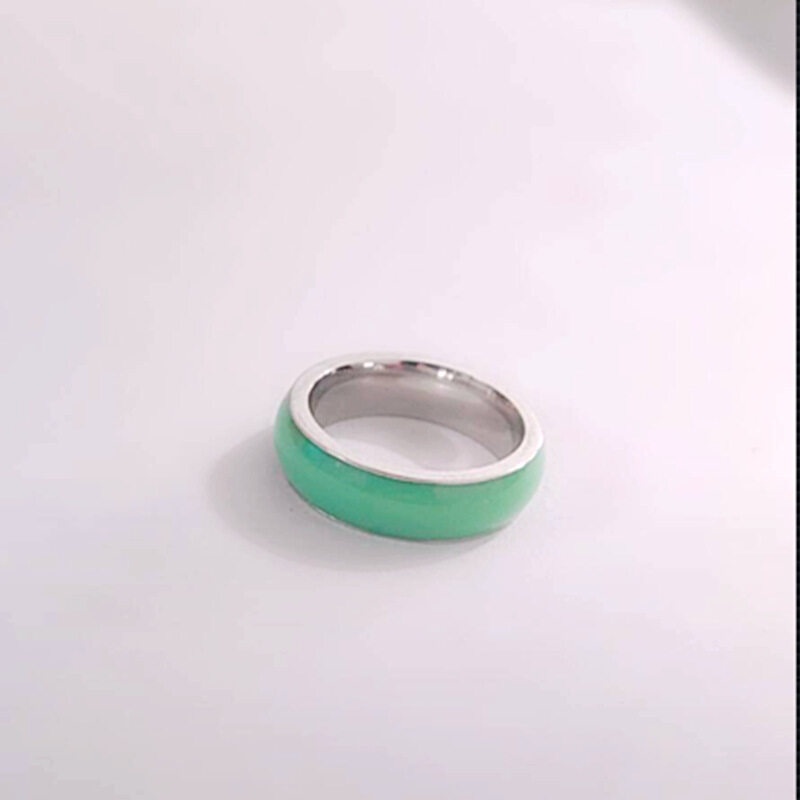 Nhẫn Thép Không Gỉ Màu Vàng / Bạc Đính Đá Zircon Đơn Giản Thời Trang Cho Nam Và Nữ