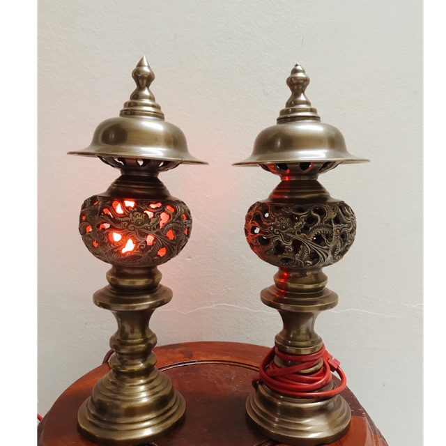 Đôi đèn rồng phượng cao 32cm bằng đồng hun giả cổ, đèn thờ bằng đồng