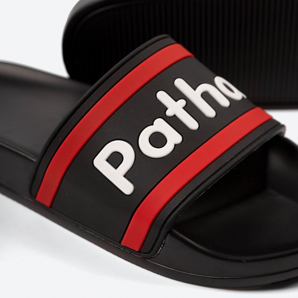 Dép nam nữ quai ngang slipper Pathon PVC và đế PU đen quai sọc đỏ đen in chữ Pathon SD45