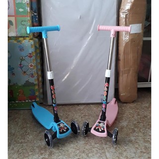 [Freeship] Xe trượt Scooter hàng Cao cấp mẫu mới có phanh chân, đèn, điều chỉnh cao thấp