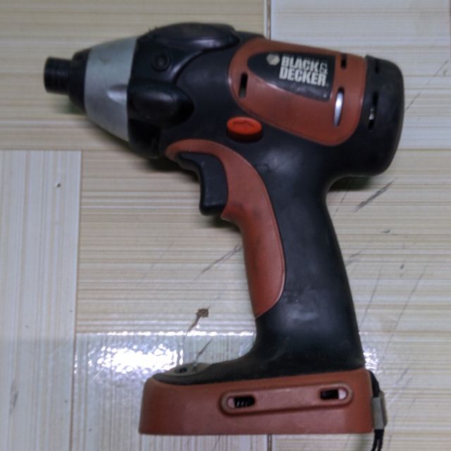 Máy bắn vít BLACK DECKER 14.4v như mới