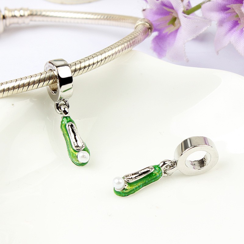 GD European and American Fashion Green Pendant Necklace Alloy Pendant Snake Bone Chain Fashion Girl Couple Chain Child J