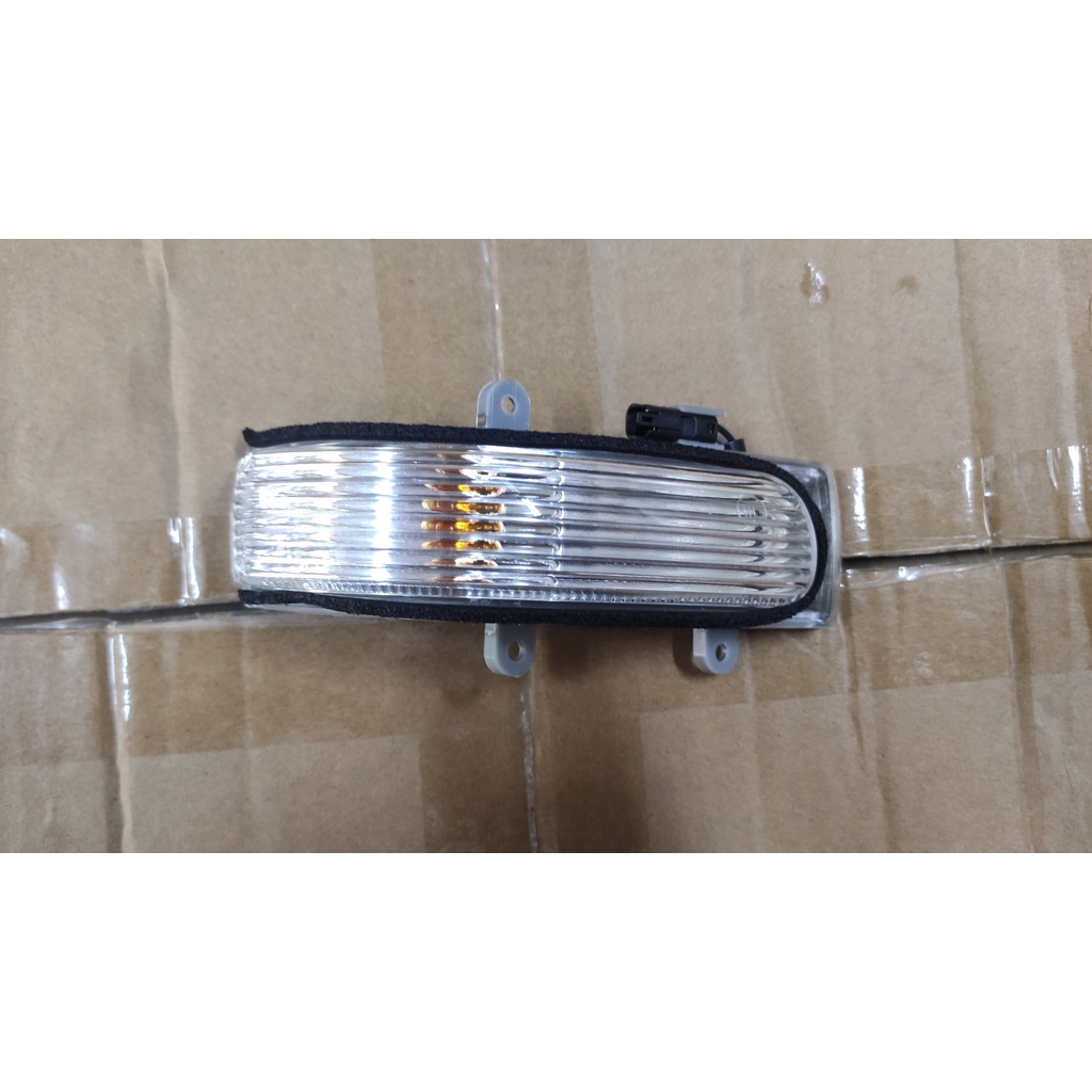 Đèn Xi Nhan gương chiếu hậu Toyota Vios ,Altis ,Camry đời 2008-2012 | BigBuy360 - bigbuy360.vn
