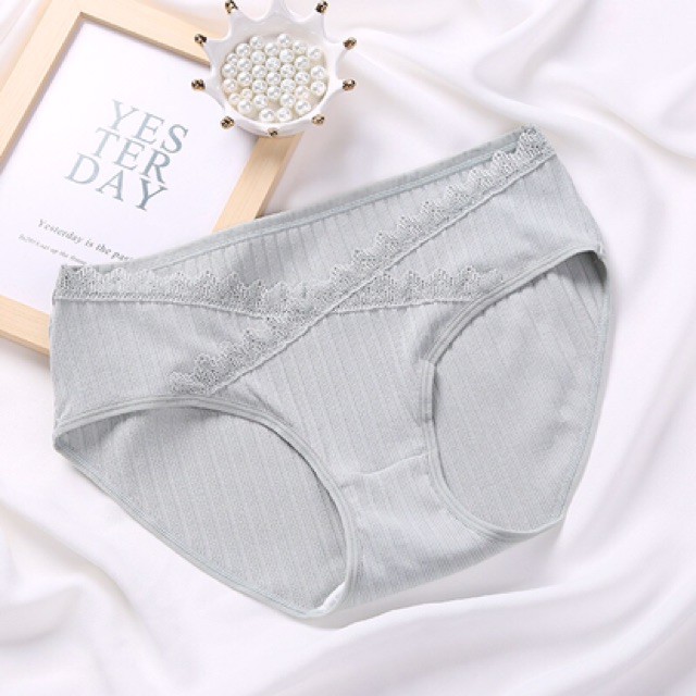 Quần lót bầu cạp chéo MS Mombaby chất cotton mềm kháng khuẩn viền ren tăm 20023