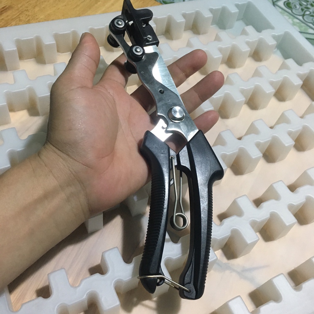 Kéo nội đia nhật siêu bén độc lạ