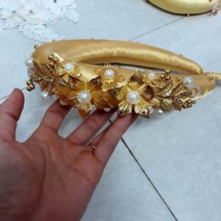 Mấn cô dâu màu trắng_ vàng_ đỏ