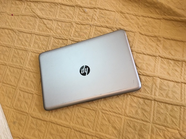 Laptop HP15 thời trang văn phòng đẹp tinh khôi SSD nhanh xé gió | BigBuy360 - bigbuy360.vn