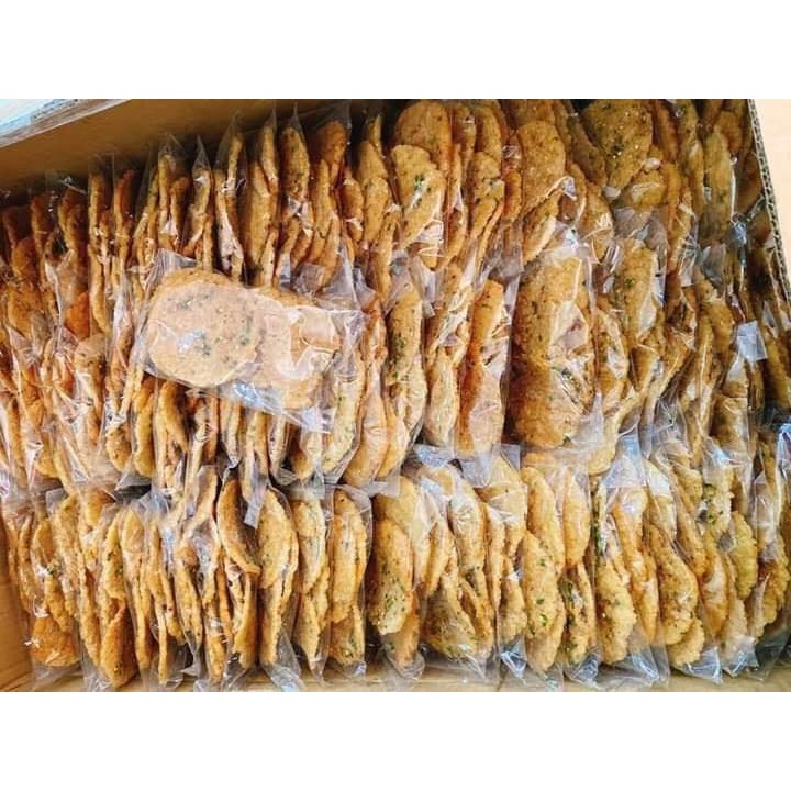 Sỉ= lẻ 1 bịch cơm cháy mắm hành