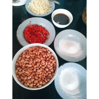 ĐẬU PHỘNG RANG TỎI ỚT