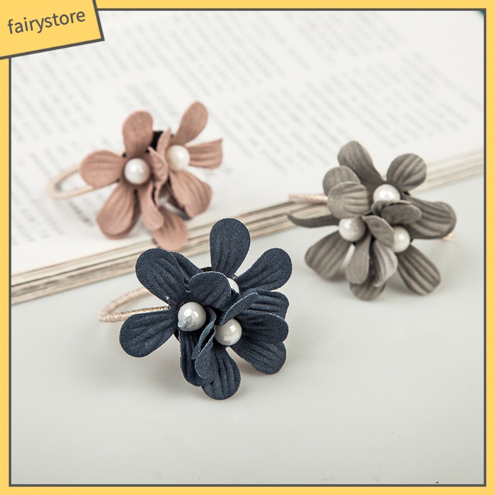 Dây Cột Tóc Hoạ Tiết Hoa Trà Đính Ngọc Trai Nhân Tạo