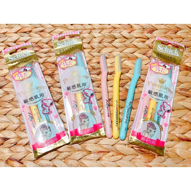 Dao cạo lông mày Schick Premium - da nhạy cảm