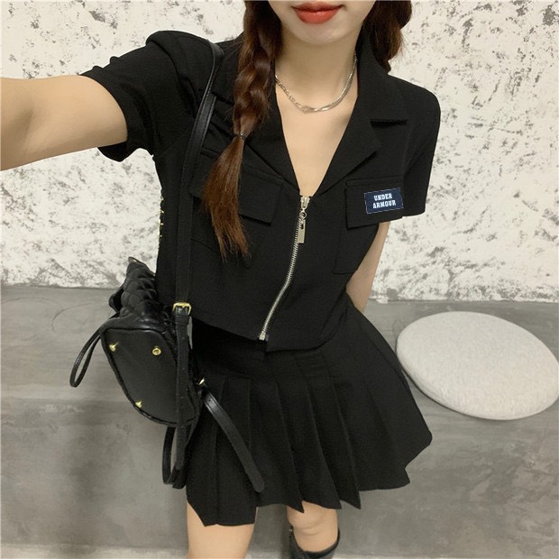 Set áo croptop kèm chân váy xếp ly HB thiết kế năng động thể thao S066 | BigBuy360 - bigbuy360.vn