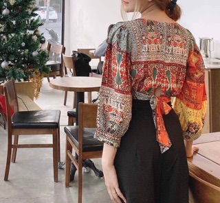 Áo croptop thổ cẩm 2 màu