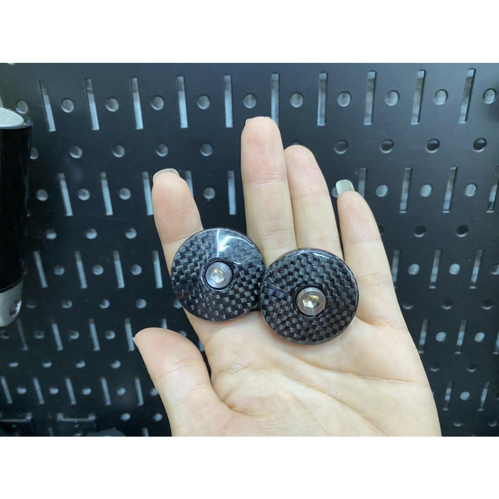 Nút Carbon che kính SH (1 cái) (070755)