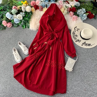 Váy boho đỏ có mũ
